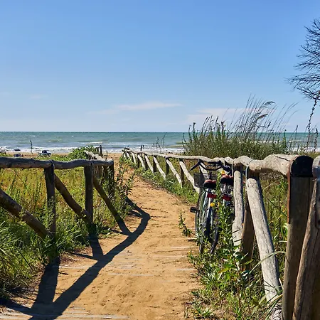 Comfortable Overlooking The Sea Apartment Bibione